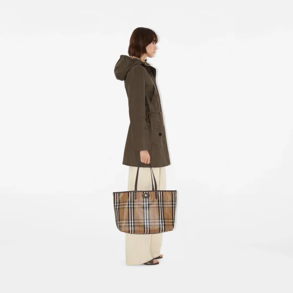 Burberry bags | Authentic Burberry bags 2025 summer Burberry new ​Sand Medium Highlands Tote - Image 3